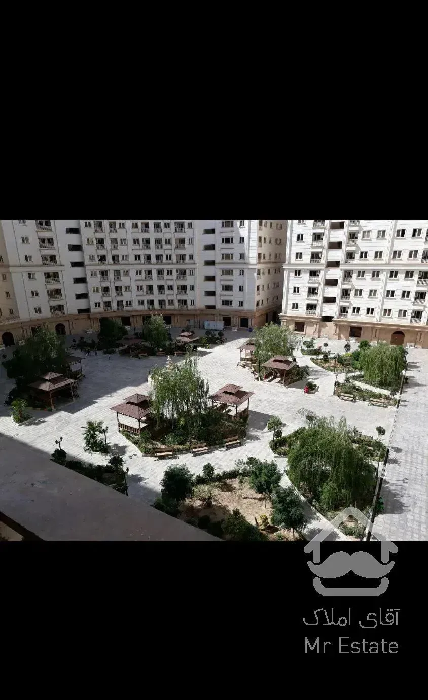 برج مجلل بام پونک