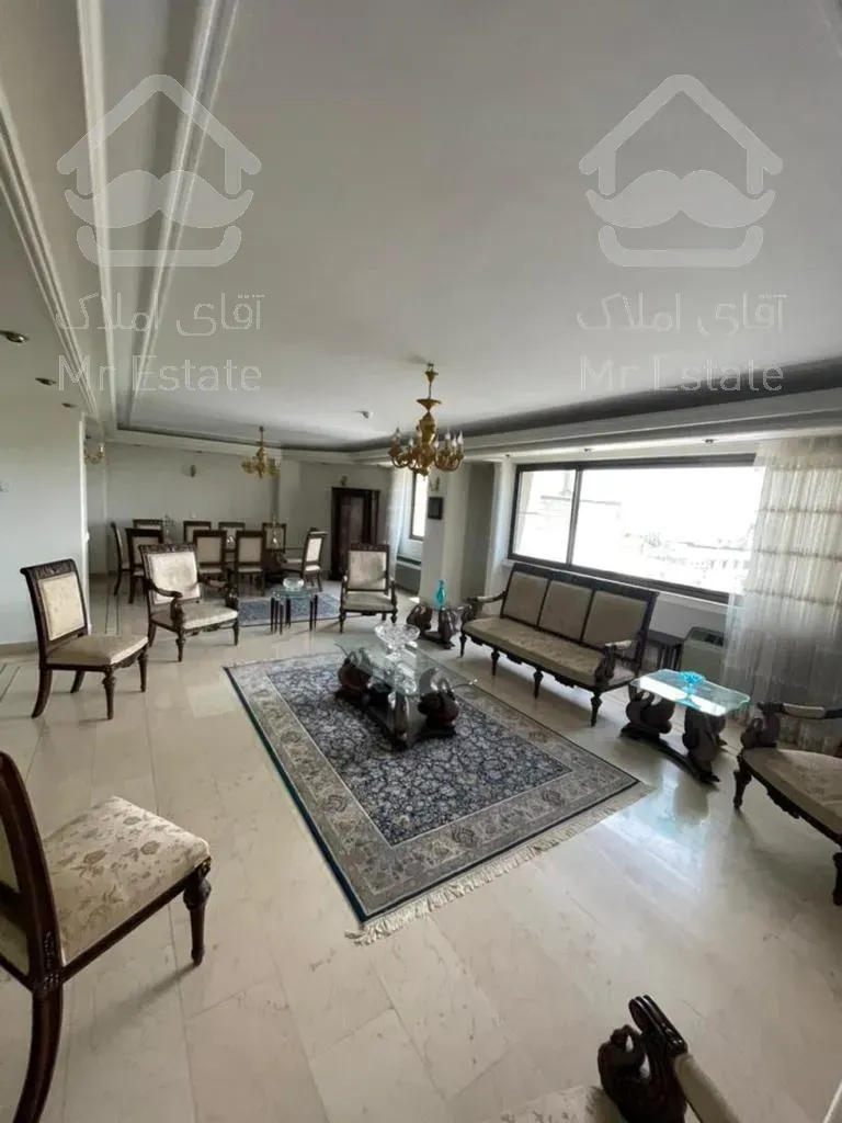 آپارتمان 270 متری 4 خواب طبقه 5