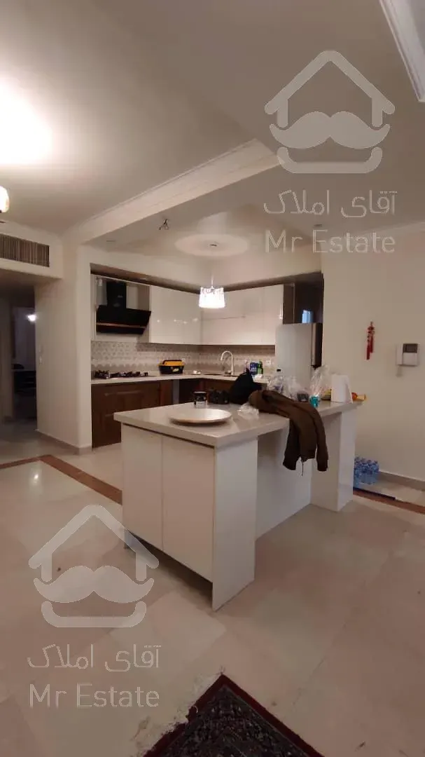 اجاره و رهن آپارتمان محمودیه 130  متر لاکچری