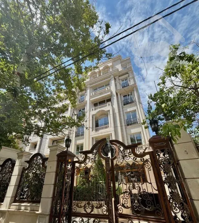 آپارتمان ۲۸۸ متری که سورپرایزتون میکنه