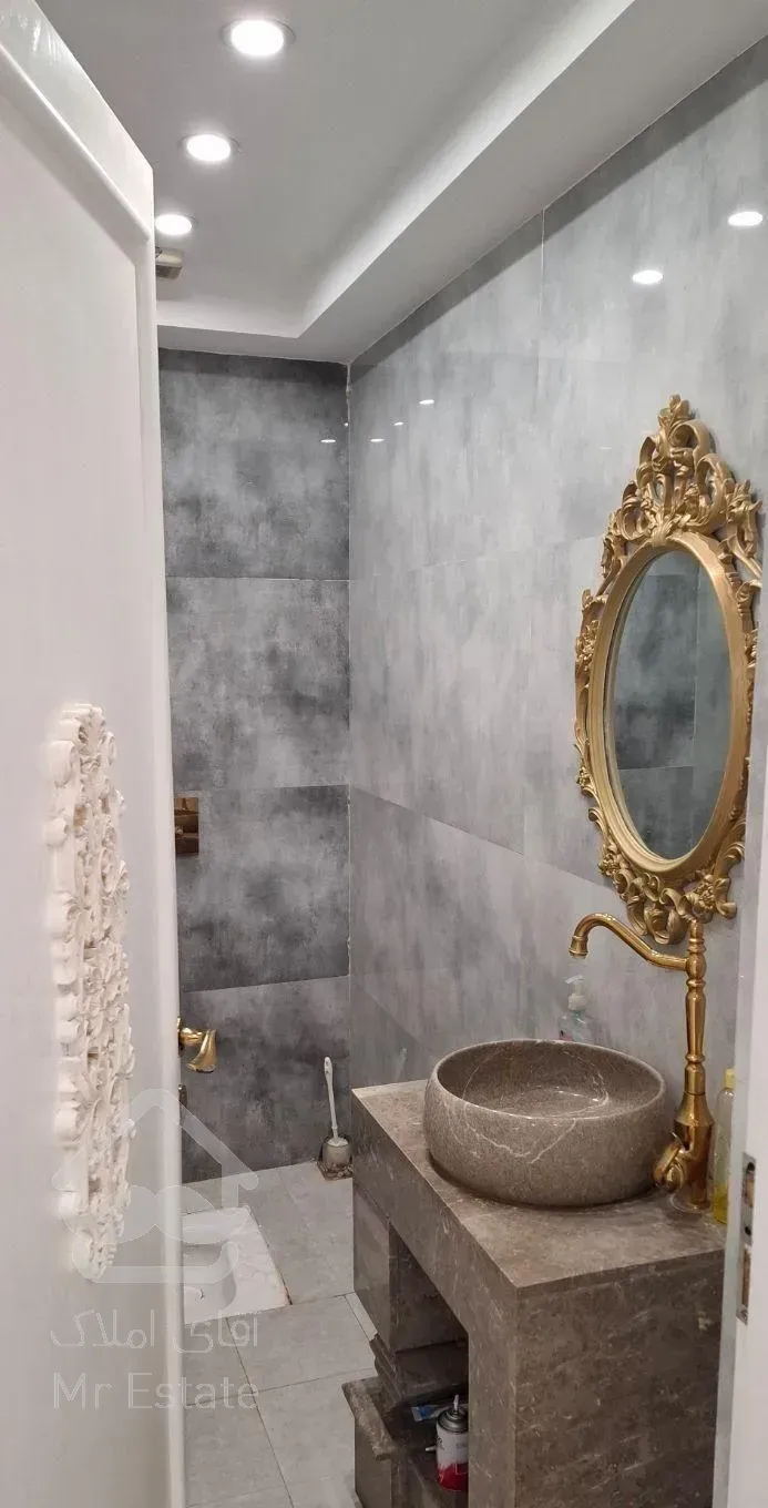 آپارتمان155م طبقه3شمالی فول ق هفت میلیارد