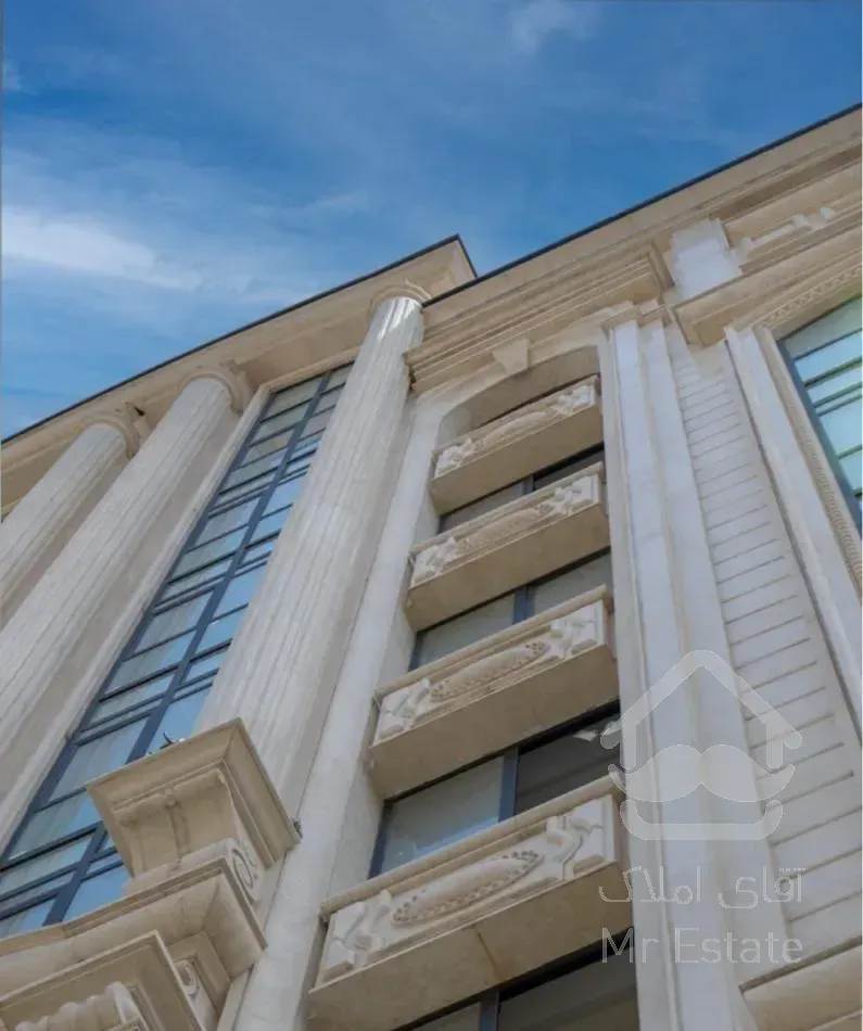 ۲۷۰ متر بافت ویلایی شهرک غرب(فول مشاعات هتلینگ)