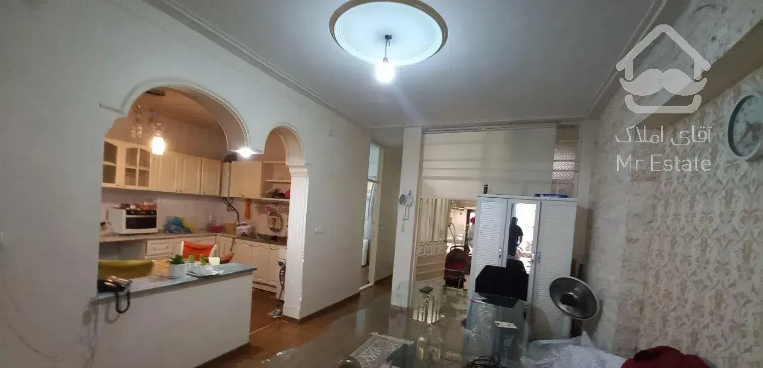 ۱۷۰متر با حیاط اختصاصی