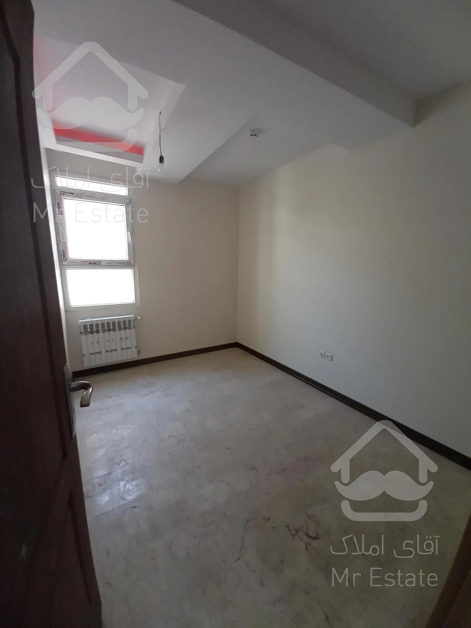 ۵۵ متری در پونک