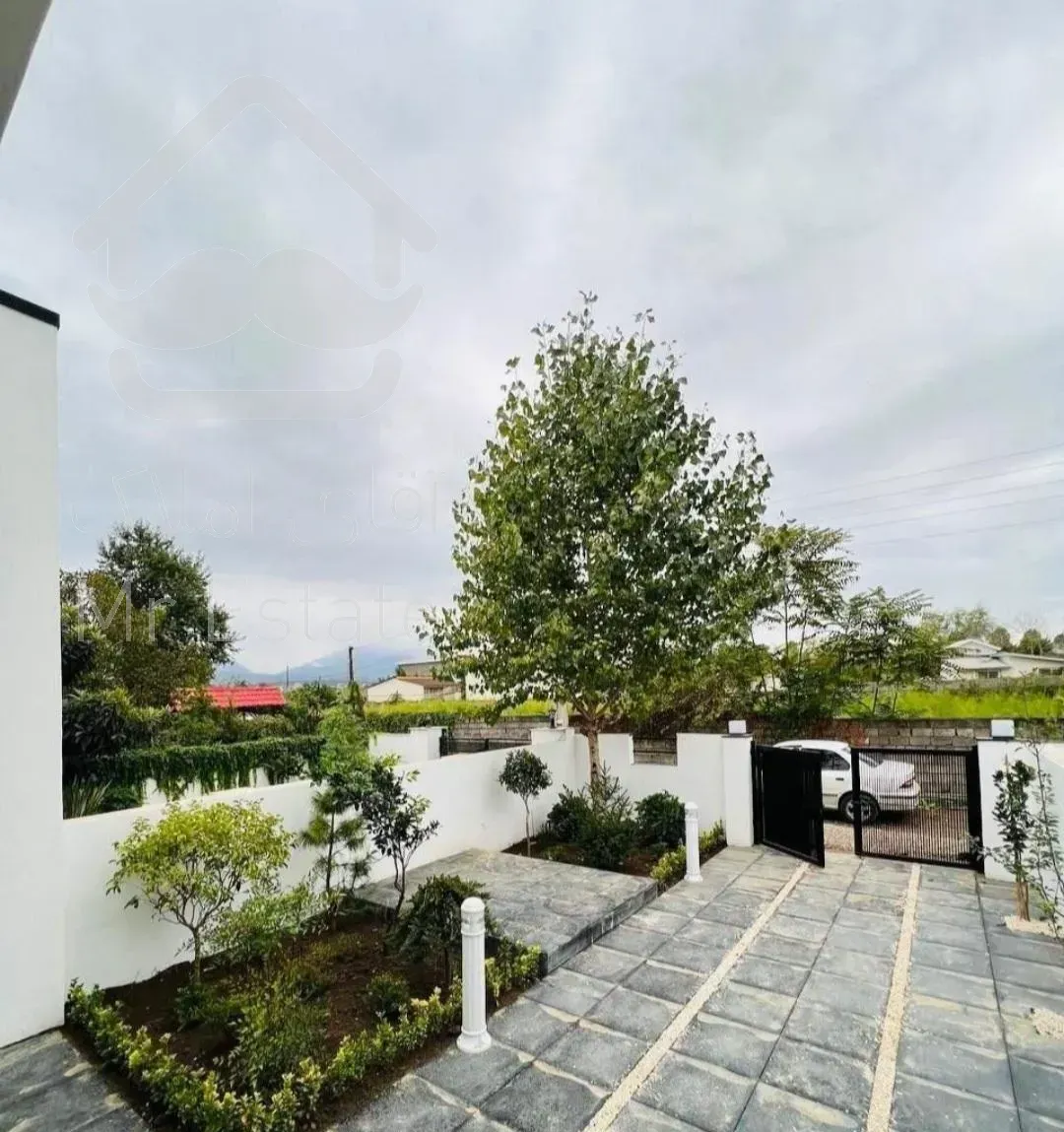 باغچه نقلی۱۸۰زمین/۹۲بنا/۲خواب مستردر مجتمع بهار