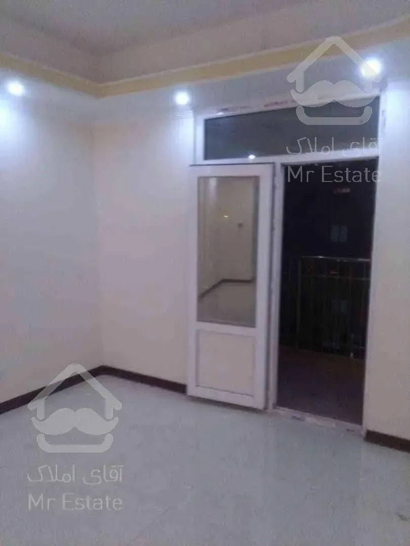 خرید آپارتمان۸۴متری دوخواب اباذر