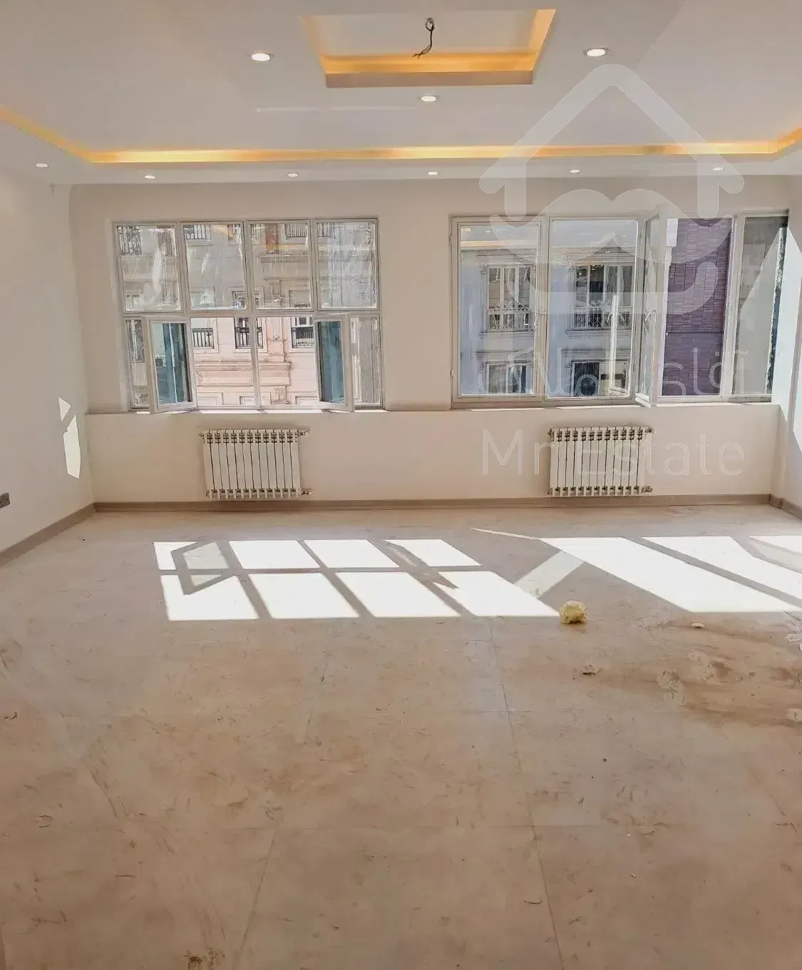 عباس اباد / 180 متر / سه خواب / وزرا / بخارست