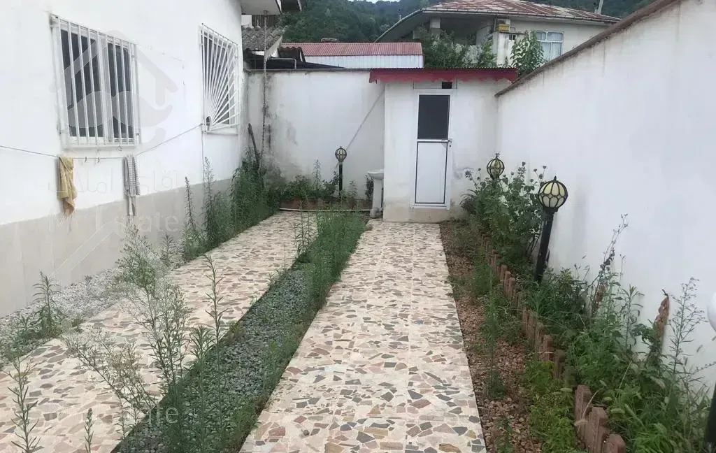 فروش ویلا ۲۰۰متری زمین ۱۰۰متر بنا