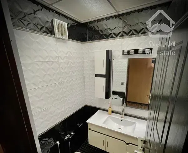 آپارتمان ۸۰ متر یک خواب مستر