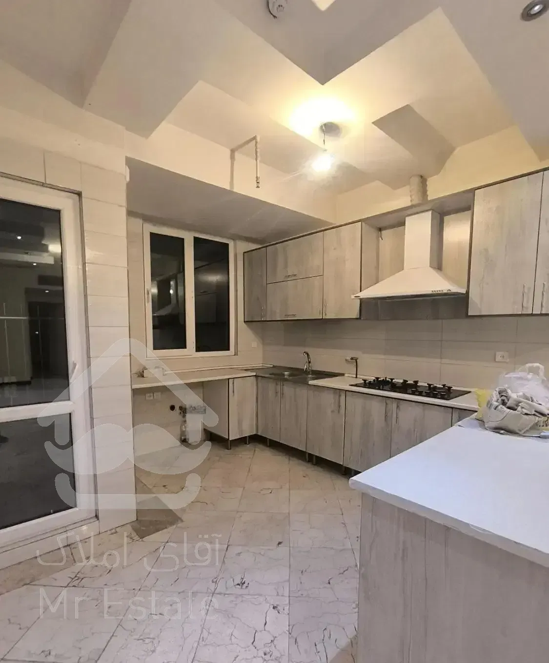 80متر 2خواب تخلیه فول مشابه نوساز آفتابگیر کم واحد