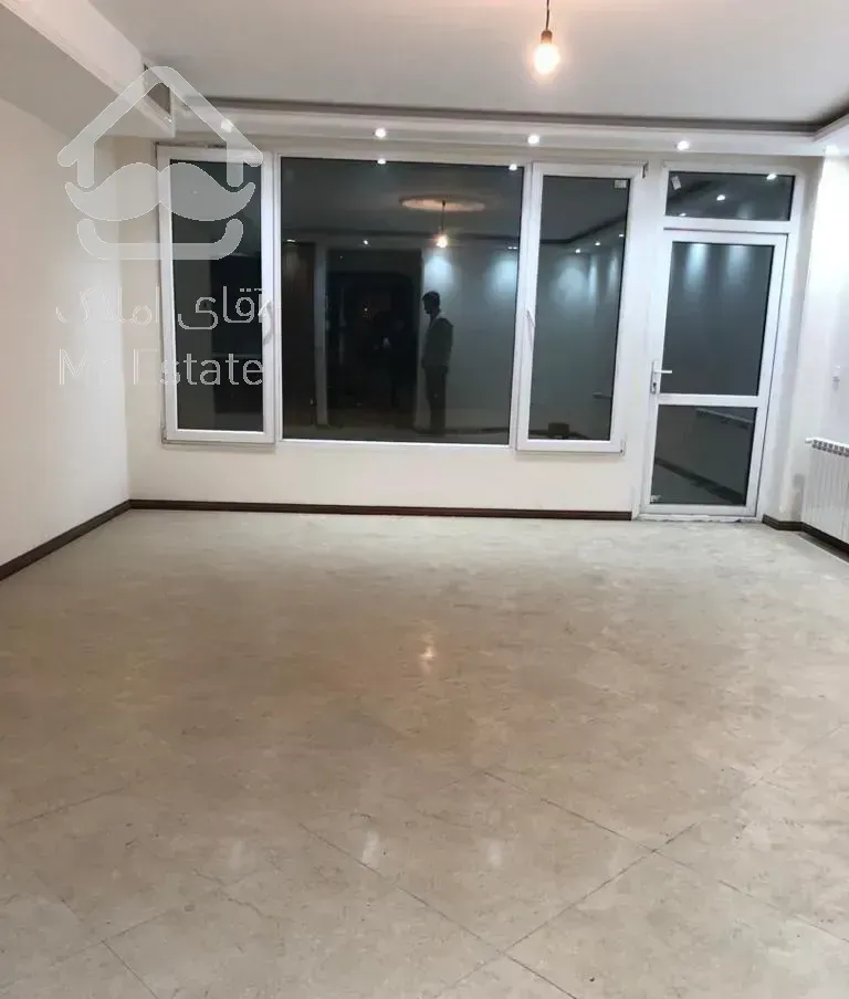 اختیاریه جنوبی ۱۲۰ متر ۳ خوابه