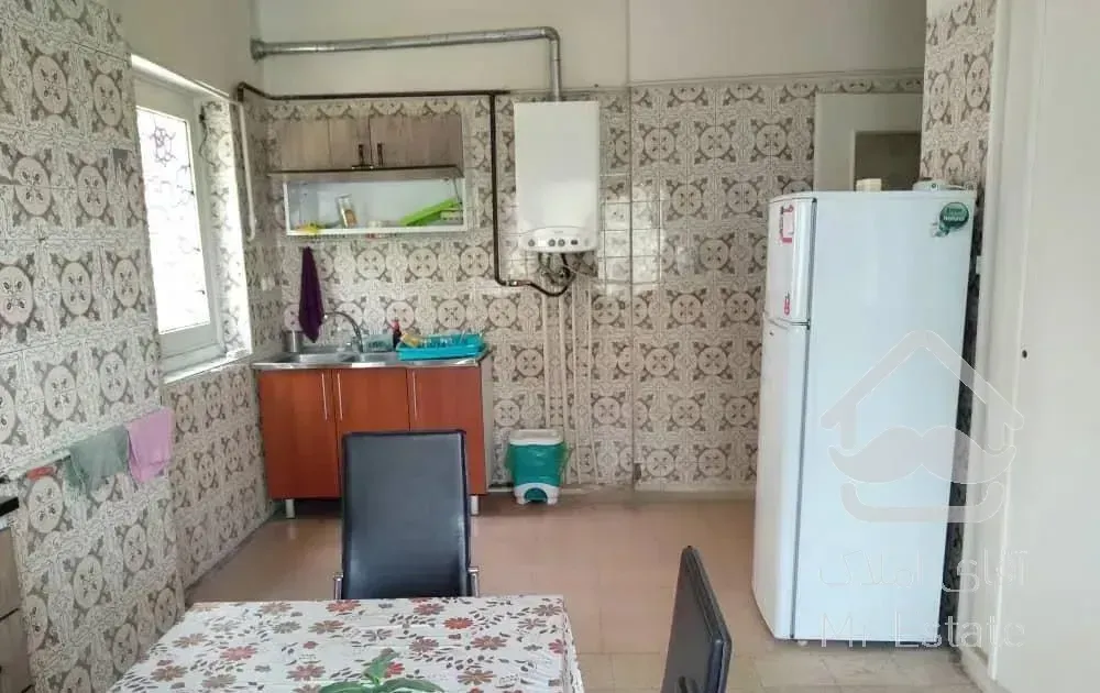 آپارتمان ۱۸۴ متری بر خیابان فلسطین شمالی