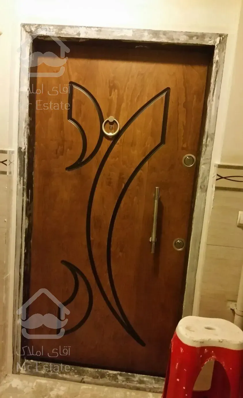 نصاب درب ضدسرقت و ضدحریق تعمیرات شیشه سکوریت