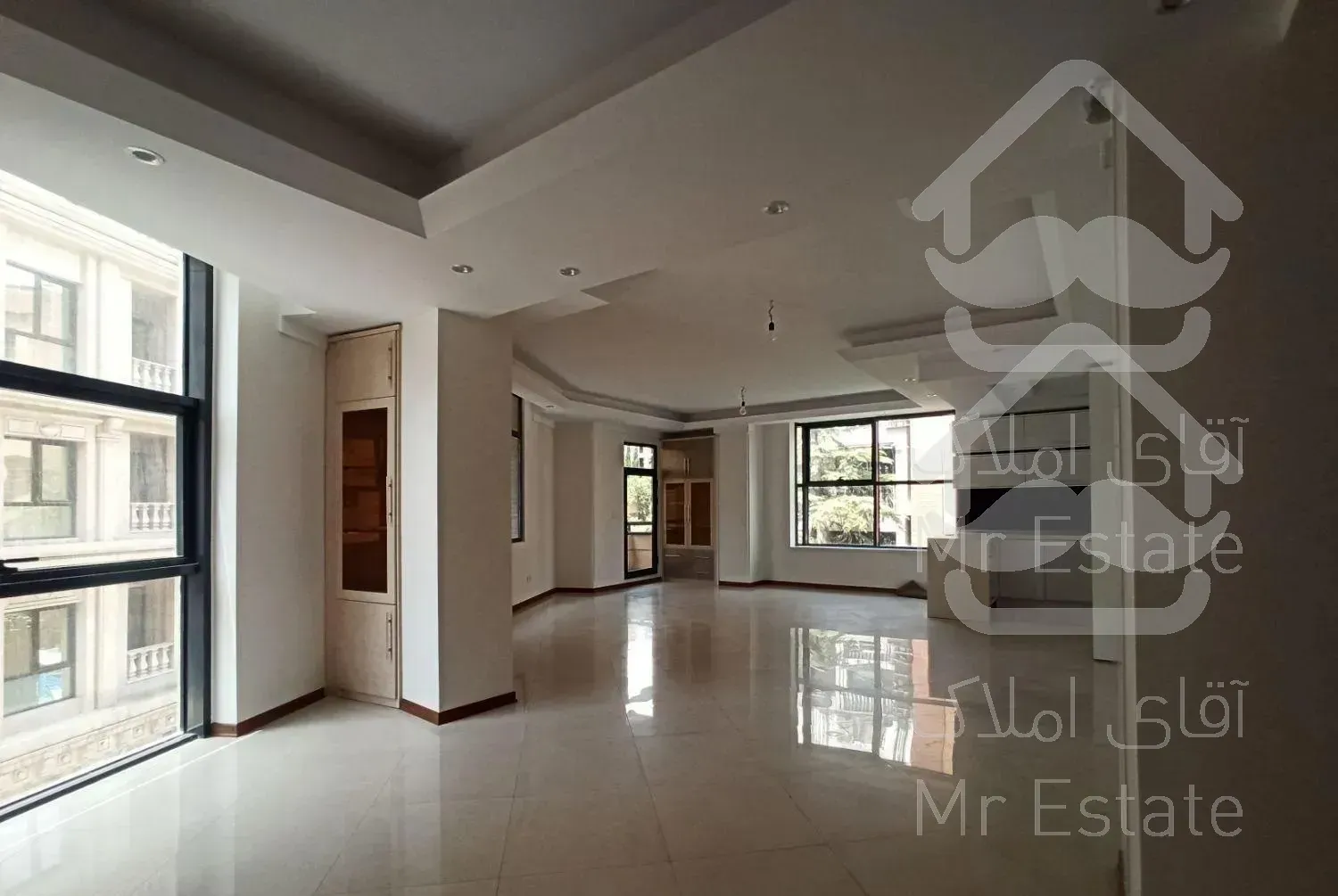 ۱۲۰ متر در ظفر ، لابی شیک ، کلید نخورده