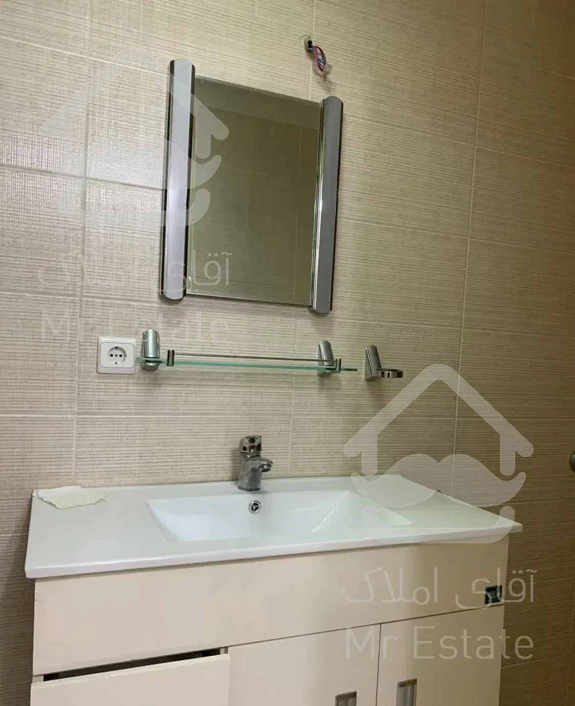 اوین ۸۹متر ۲خواب ، خوش نقشه ، نورگیر