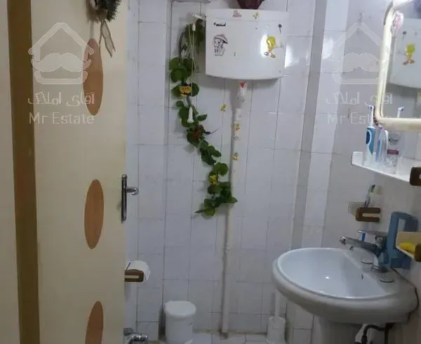 میدان خبرنگار ۷۵ متر ۲ خواب تکواحدی  تمیز