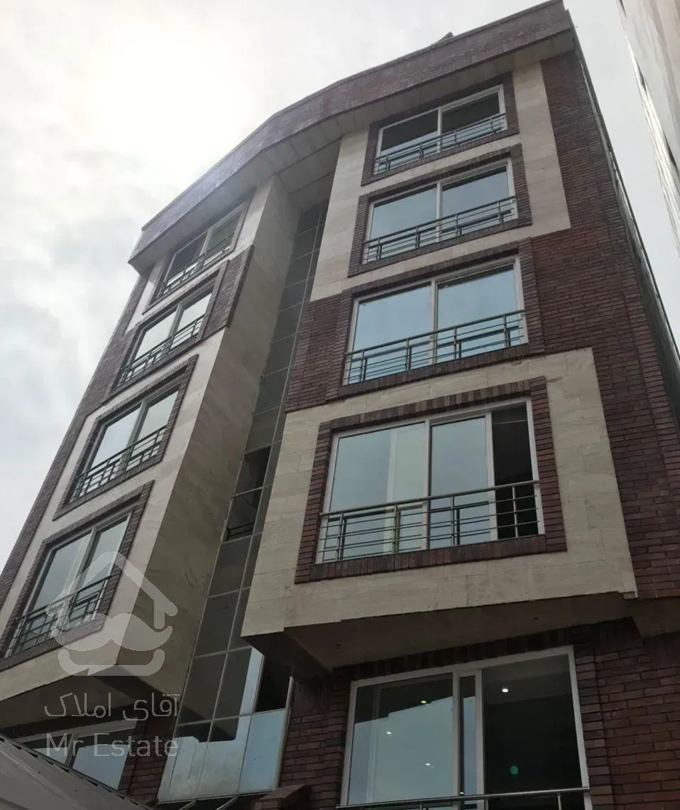 آپارتمان ۱۰۲ متر، مرکز نوشهر ،ساحلی