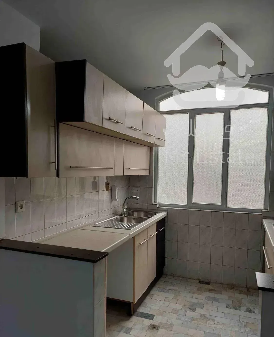 ۴۷متر آپارتمان تکواحد بازسازی شده