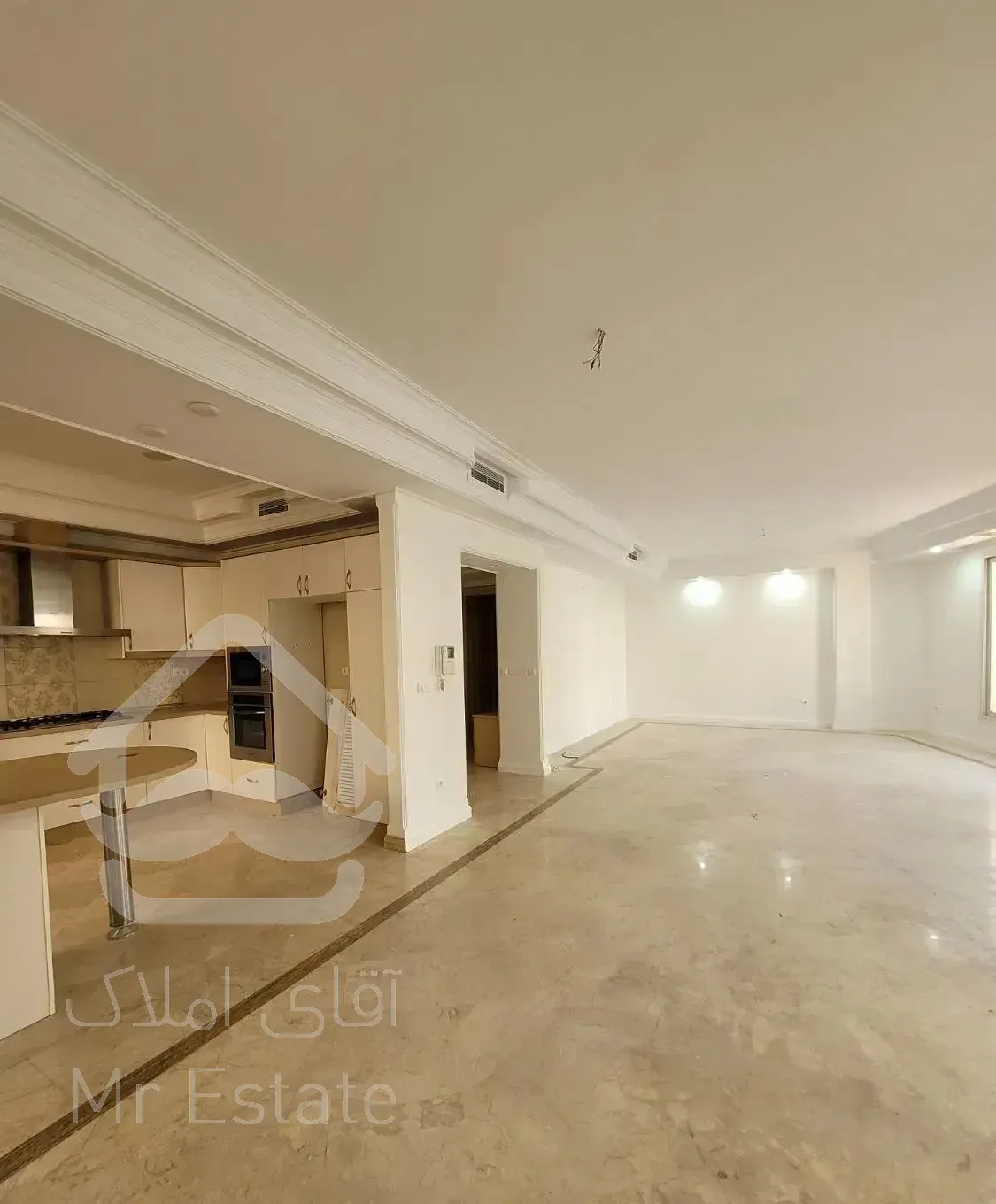 ۱۳۰ متر * ۲ خواب * بازسازی شده * محمودیه*