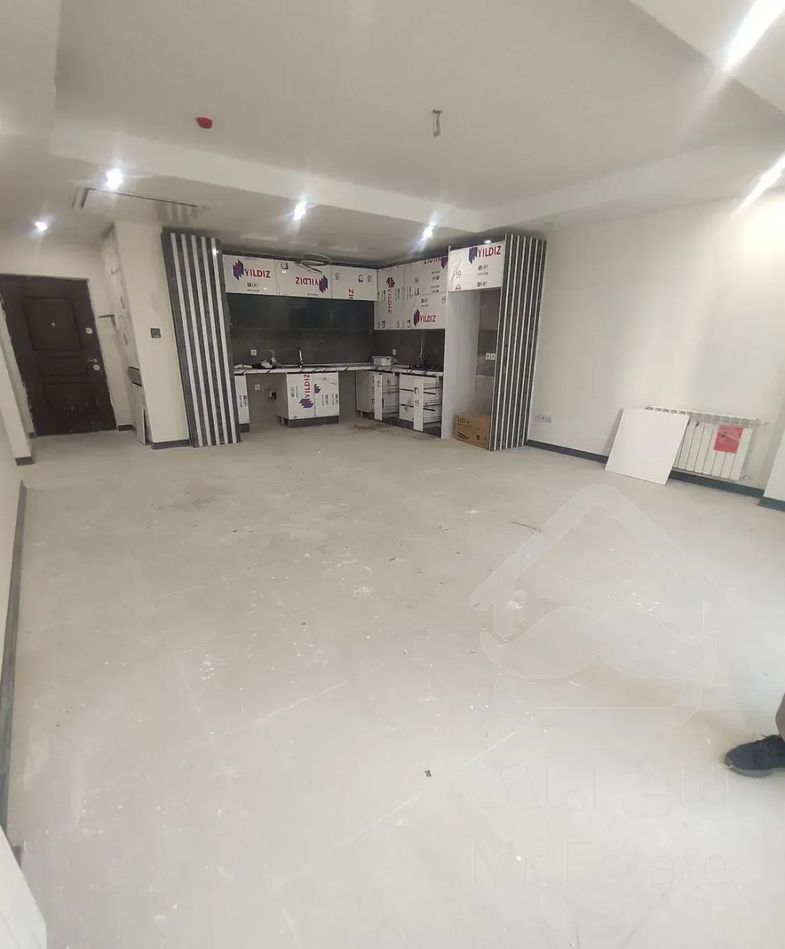 دریاچه خرازی چیتگر ۱۱۰ متری کلید نخورده سالن بزرگ