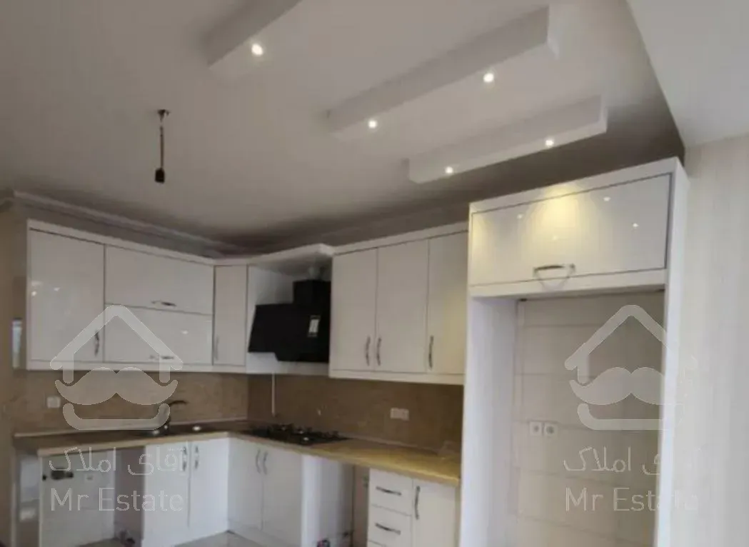 اپارتمان دربندرانزلی ساحل قو شریعتی ۴