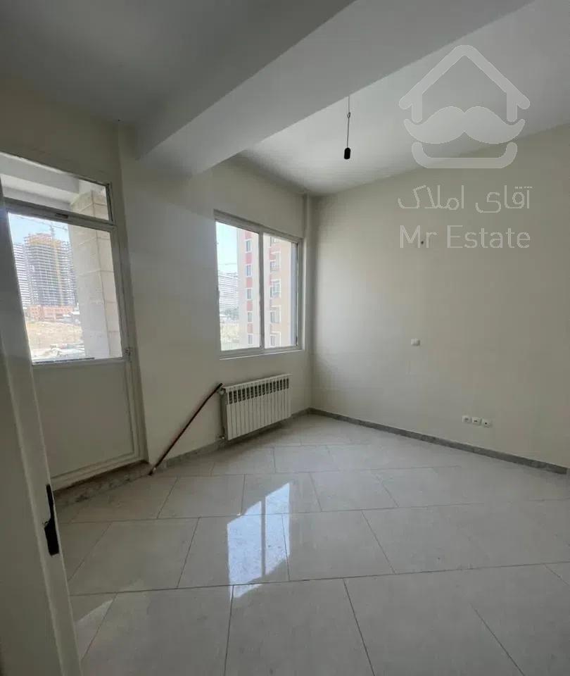 ۹۰متر دوخواب نگین غرب اردستانی دریاچه