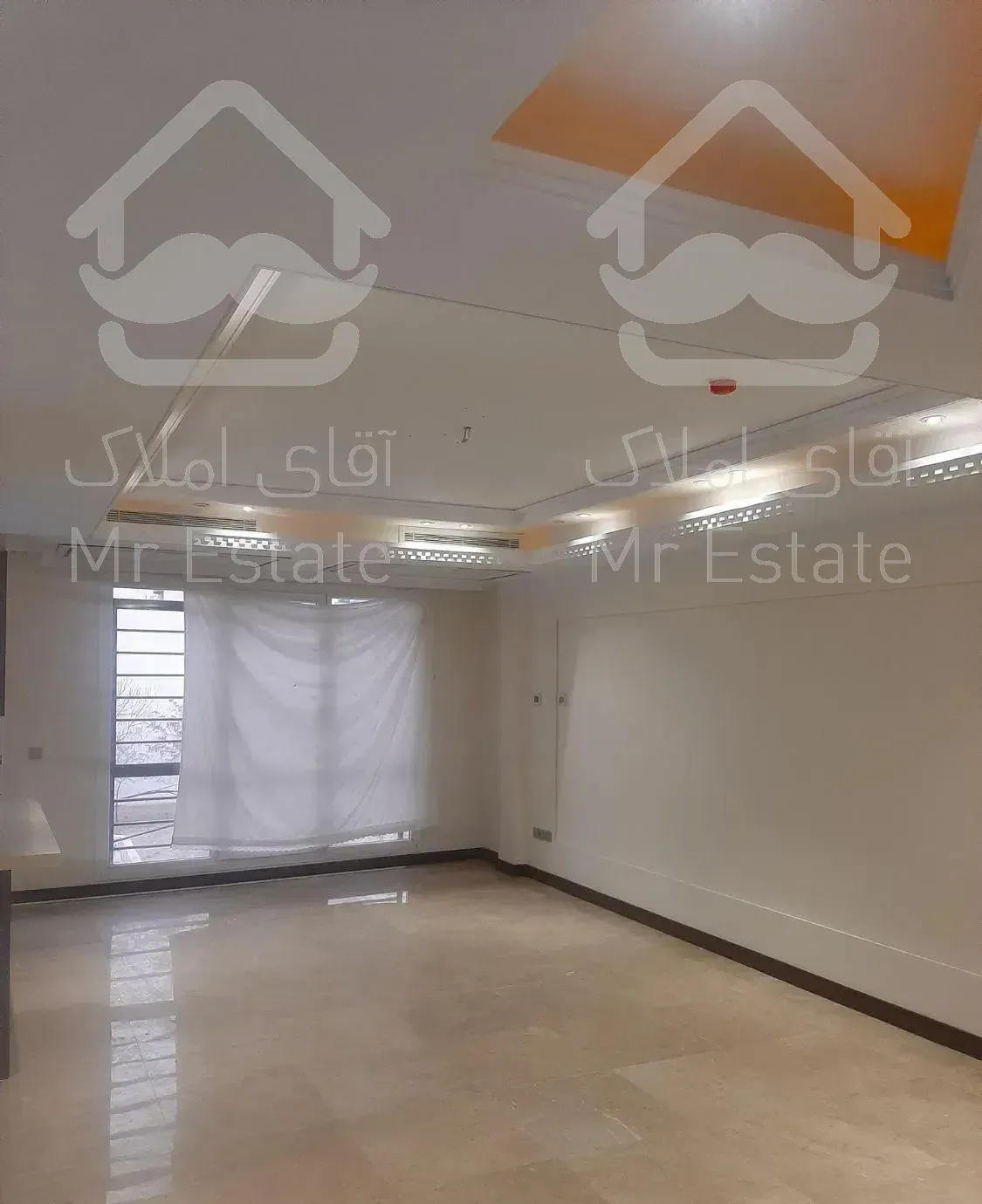 واحد ۱۱۰ متری فول