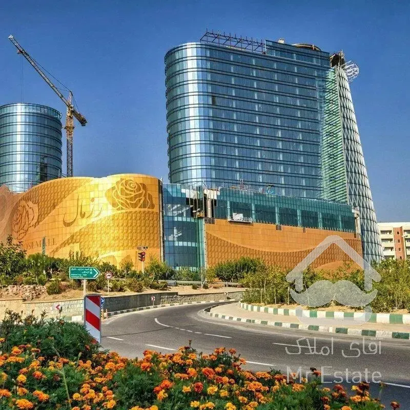 ۱۰۰۰ متر اداری دریاچه با ویو عالی به دریاچه