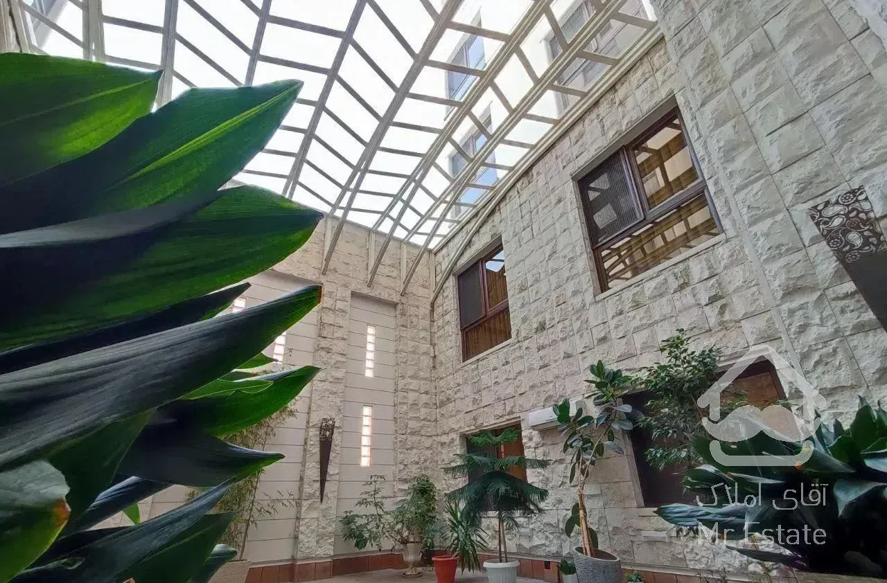 ٢٢٠ متر سالن وسیع /غرق در نور از جنوب