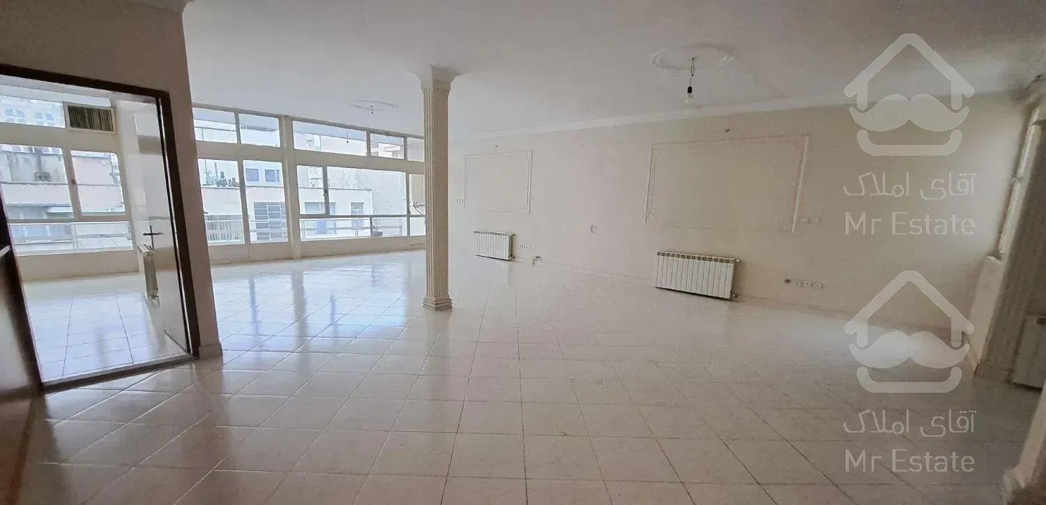 ۲۰۰ متر آپارتمان/بلوار/قدرالسهم دار/قابل معاوضه