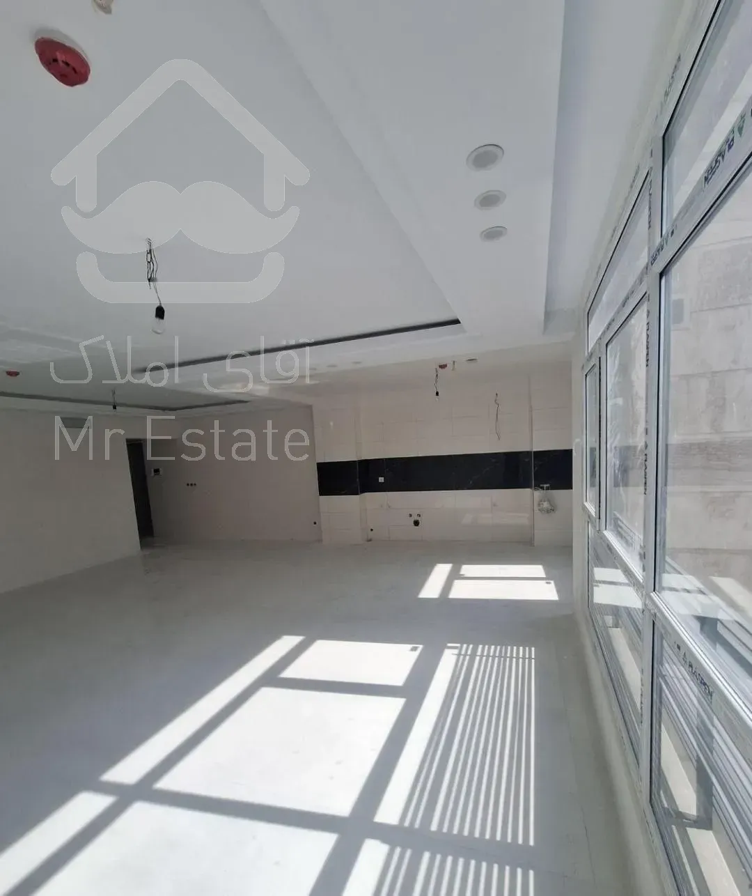 فروش آپارتمان ۱۳۰ متری ۳ خوابه در میرداماد