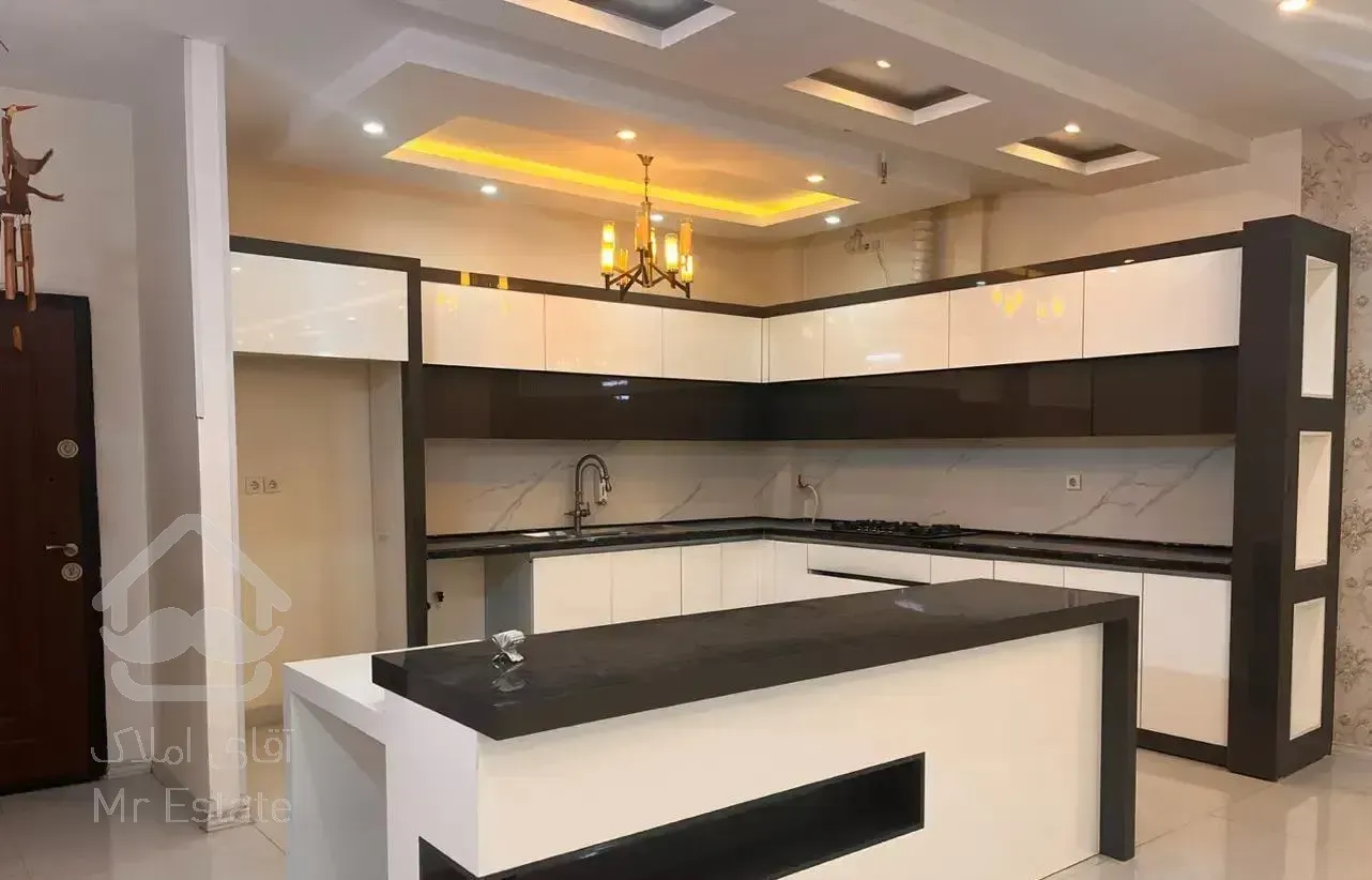 ۲ خواب ، سرجلو ، املاک ملت