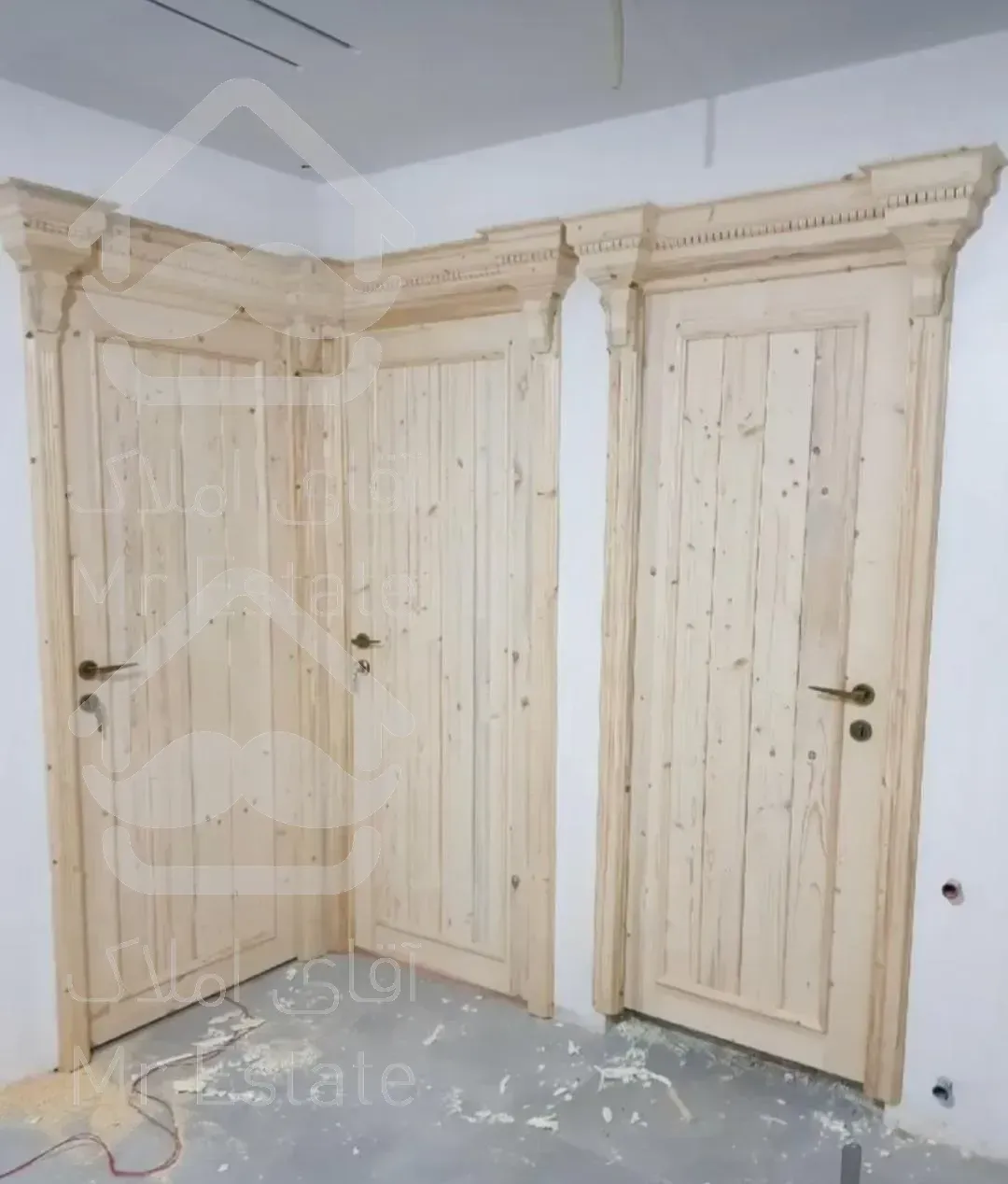 نصب پارکت قرنیز سقف کاذب