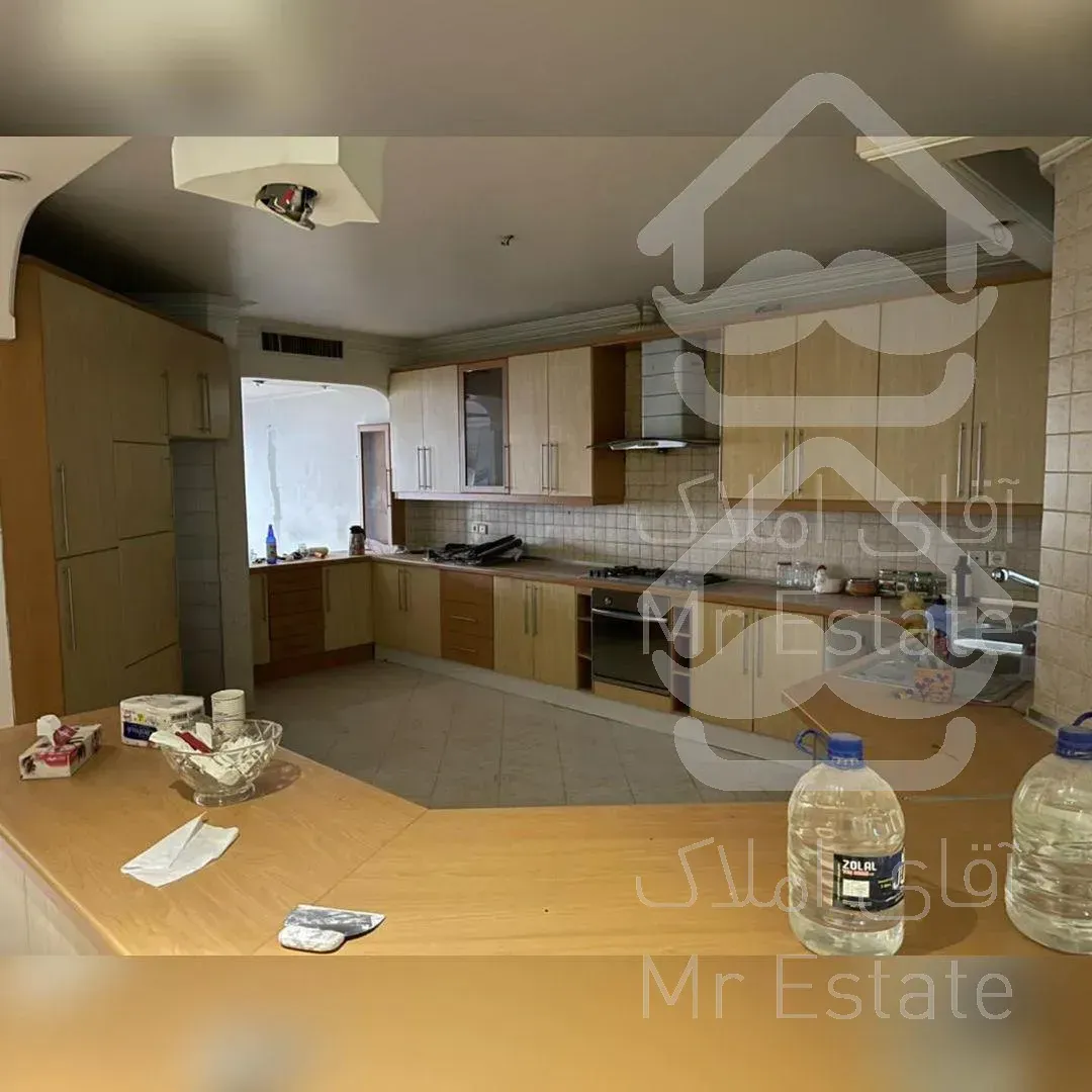 خرید اپارتمان در قیطریه اکازیون ۲۱۵ متر