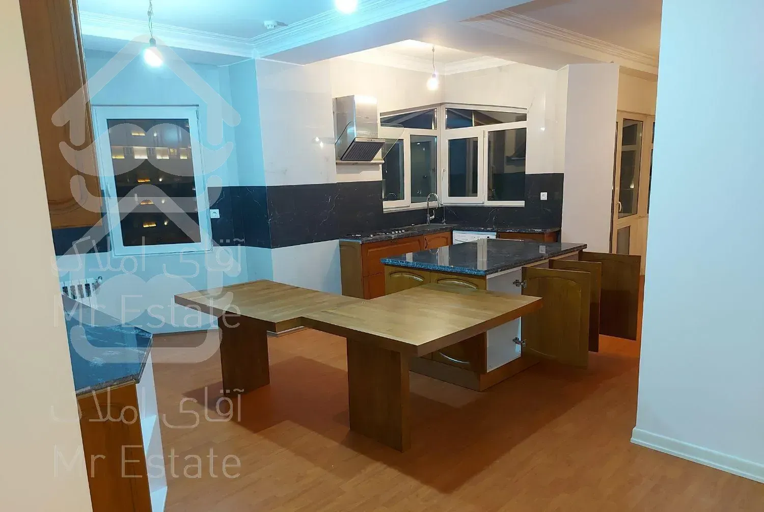 ۱۶۰متر فول بازسازی شده باویوی  بلوار ۲۴متری