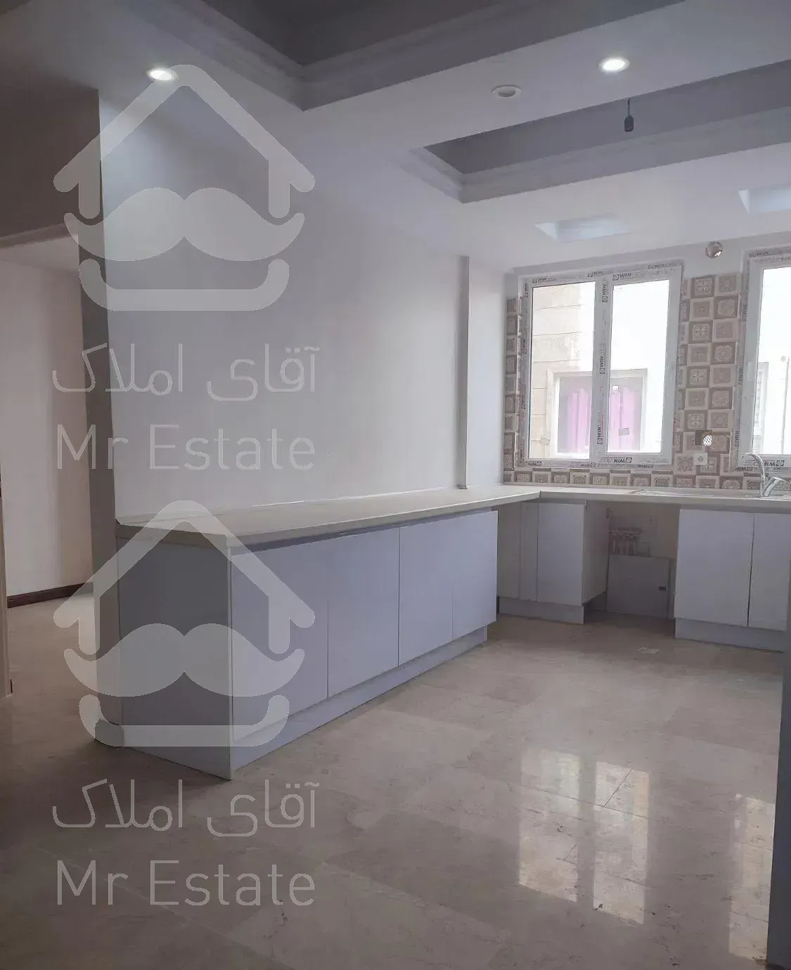 ۱۲۴متری ۳ خوابه غرق نور