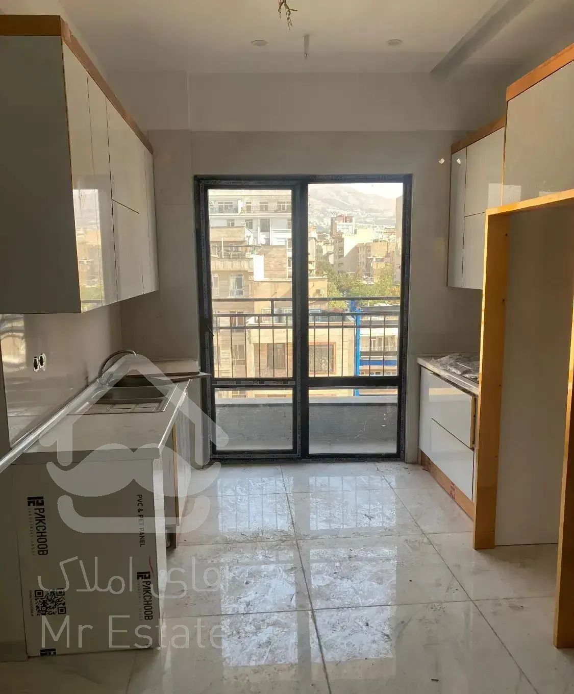 ۹۶متر۲خواب لویزان فرشادی