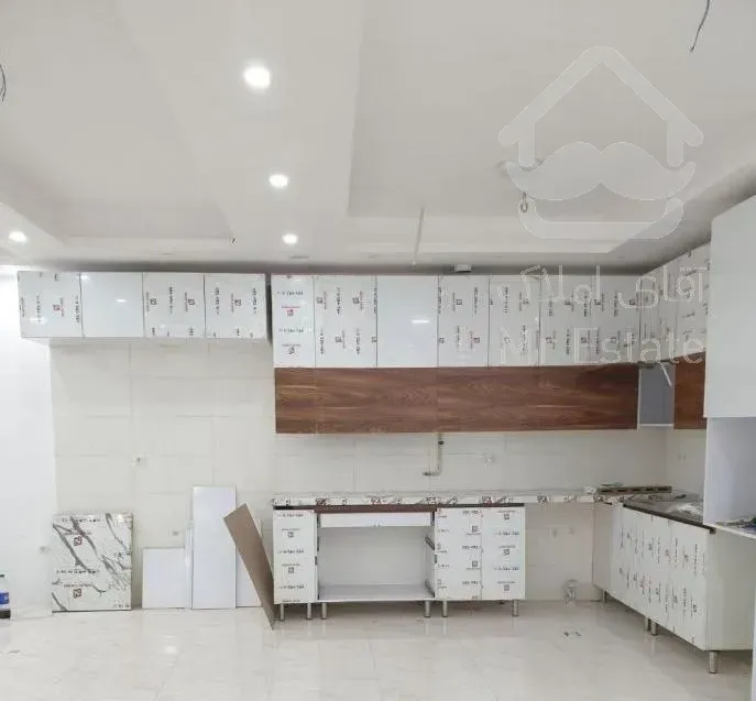 آپارتمان 140متری/ تک واحده/ کلید اول/بلوار ولی عصر