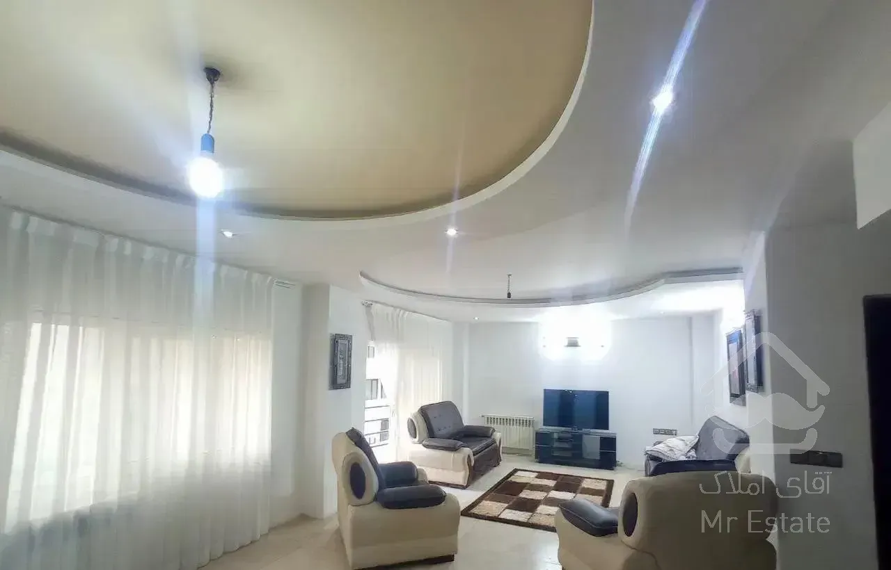 آپارتمان ۱۲۳ متری چند قدمی دریا تک واحد سنددار