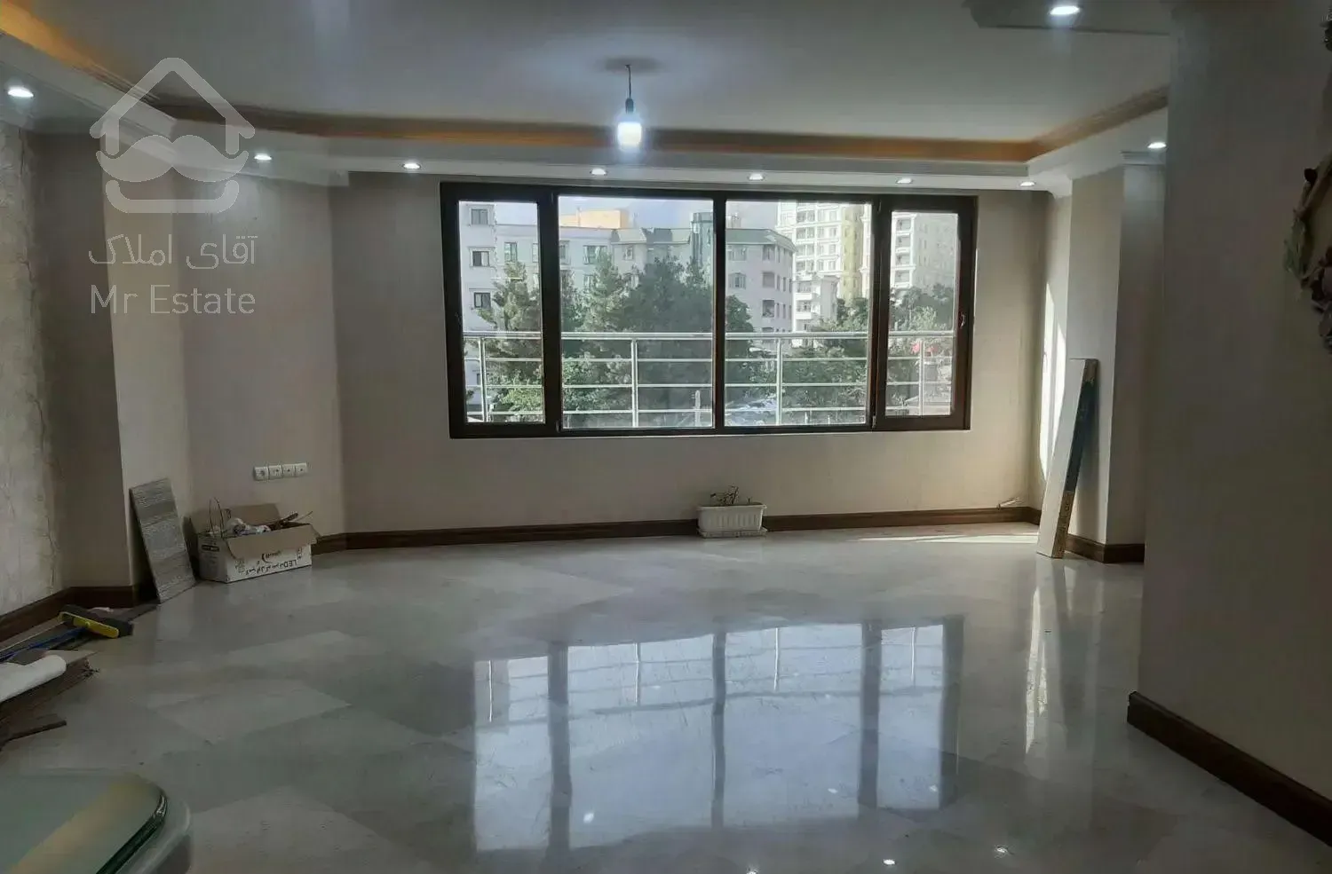 ۹۵ متر ۲ خواب /تـکـواحـدی ( دارآباد)