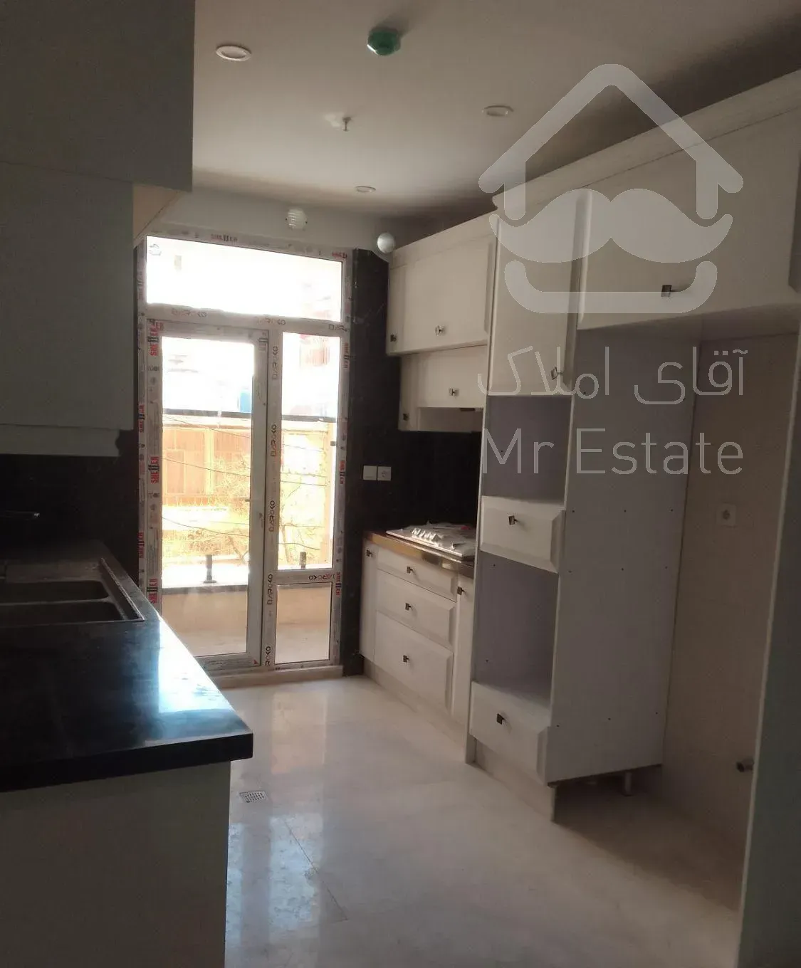 67 متر فول نوساز بلوار کمالی شرقی پونک