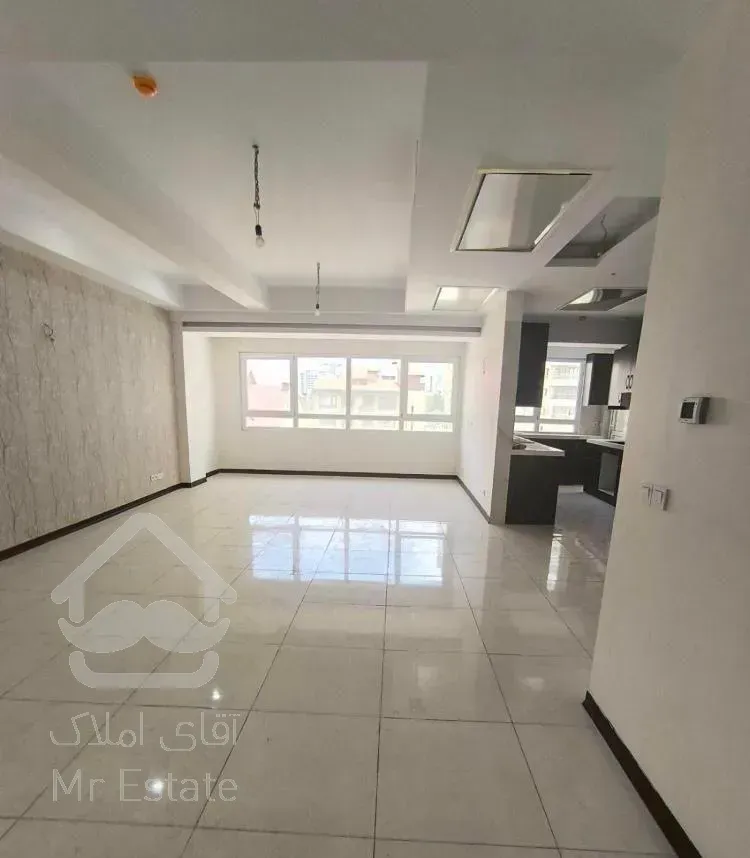 دریاچه چیتگر/سنددار/برج فول/۱۲۰متر۳خواب/وامدار