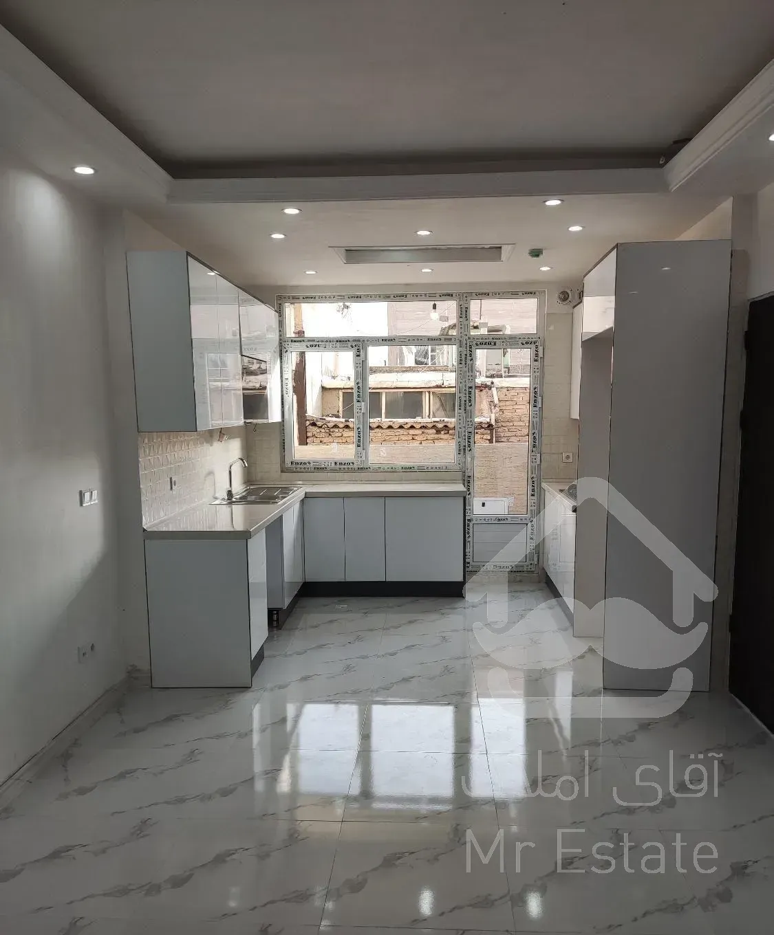 آپارتمان 60 متری ، دو خوابه ، طبقه دوم