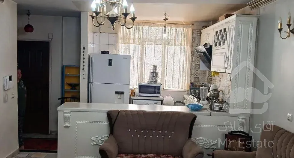 ۵۲متری/روبه آفتاب/پارکینگ انباری تراس/غربی ها