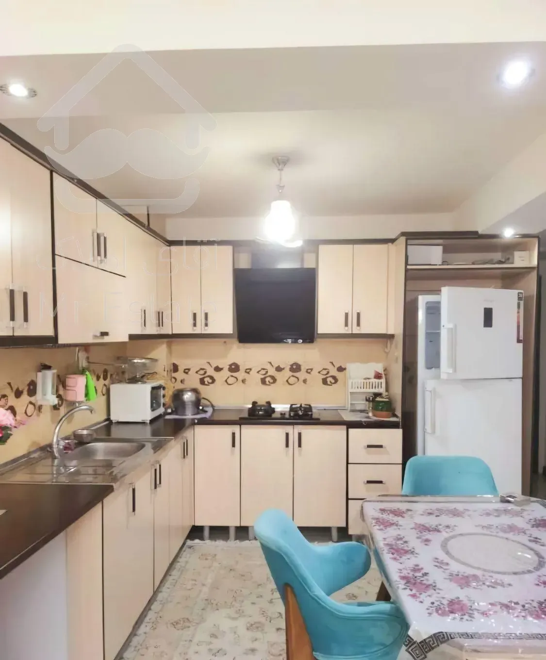 فروش آپارتمان ۸۲ متر در قلب رامسر ،طالقانی