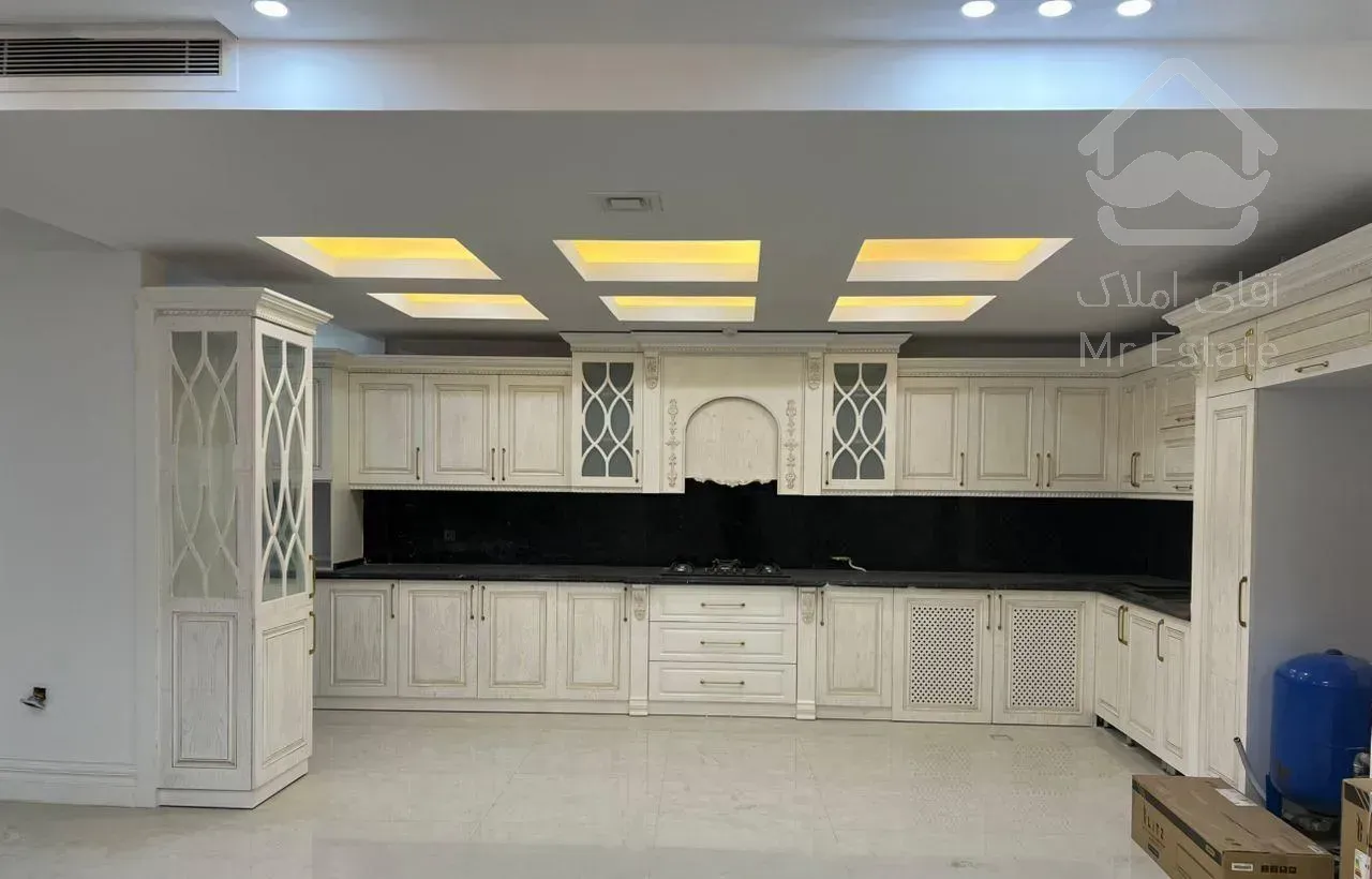 ۱۲۰ متر نسترن