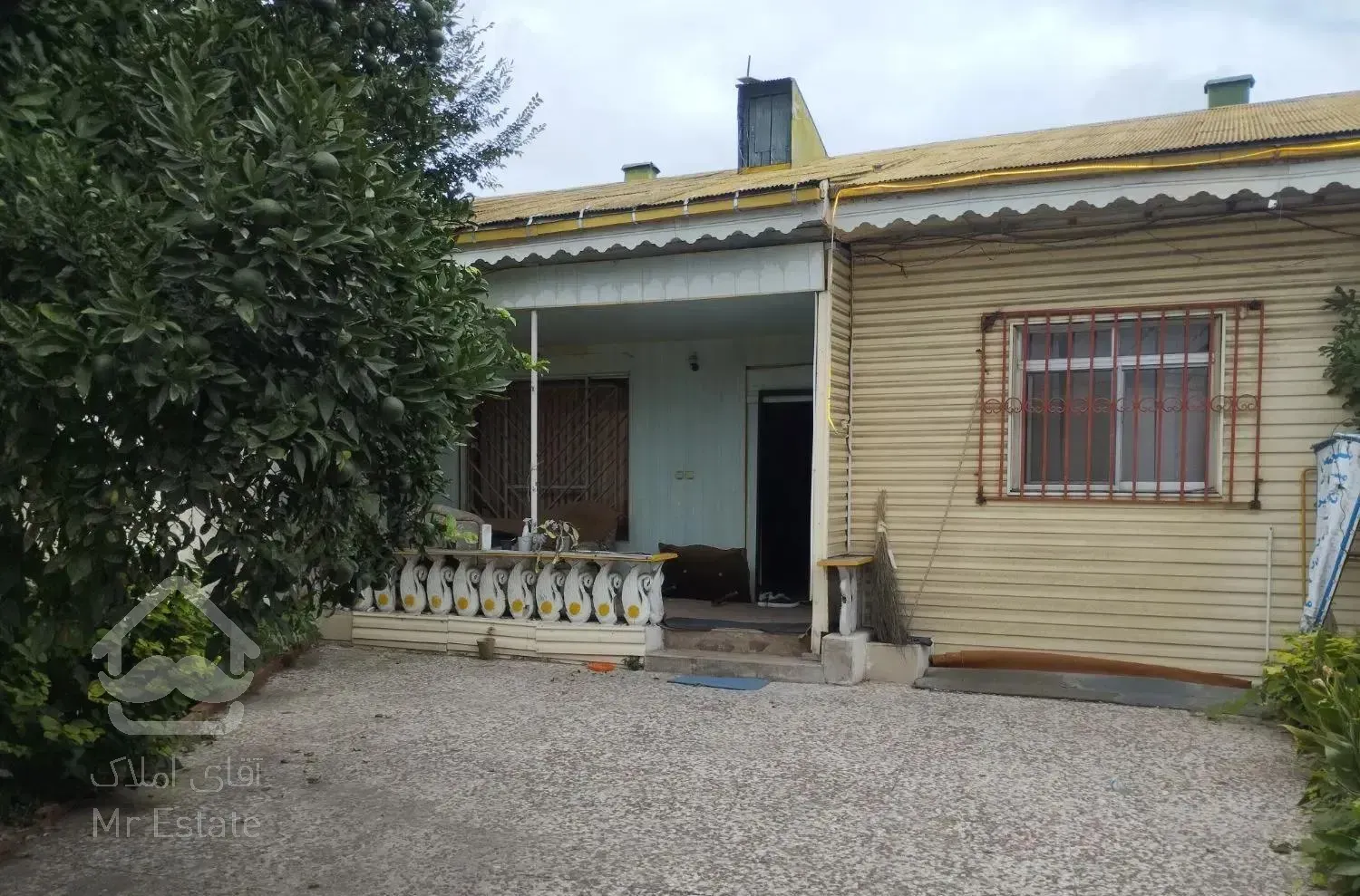 فروش ویلایی ۲۱۰م با بنای ۱۵۰متری غازیان