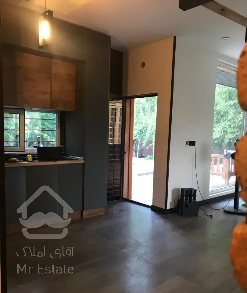 ویلا باغ 1950 متری دو خواب سند تک برگ