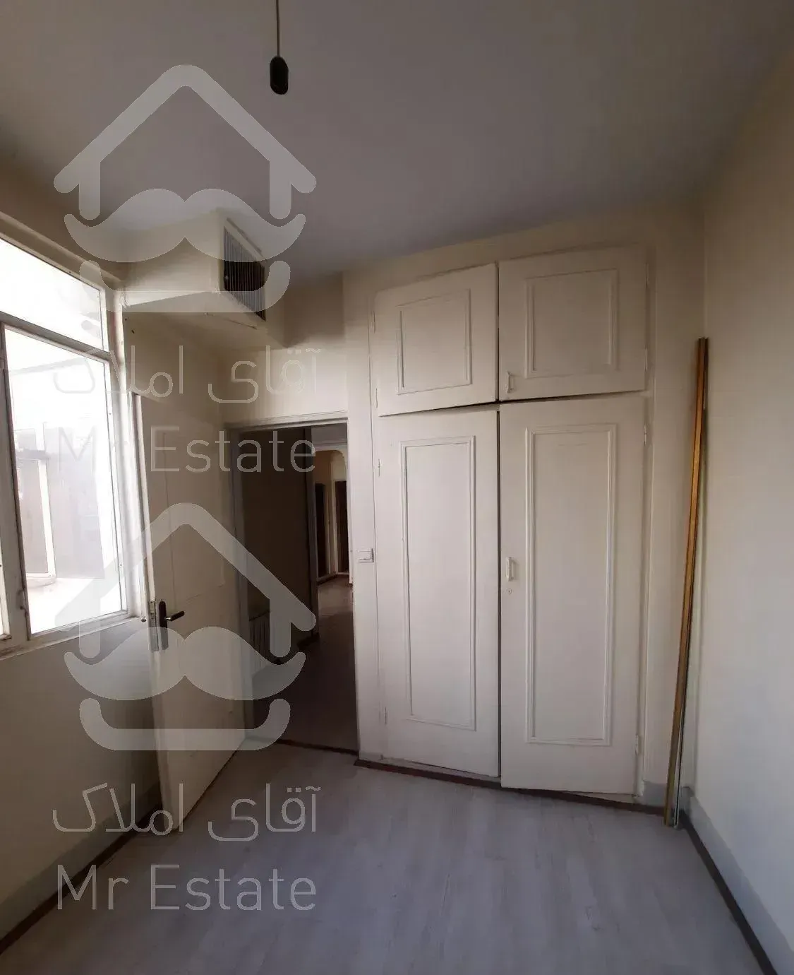 ۵۰متر بسیارشیک با انباری ( جمهوری خیابان گلشن )