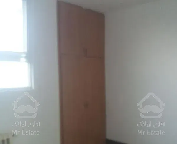 ۸۵مترپلاک دوم خیابان علاقمندان تک وادحد طبقه سوم